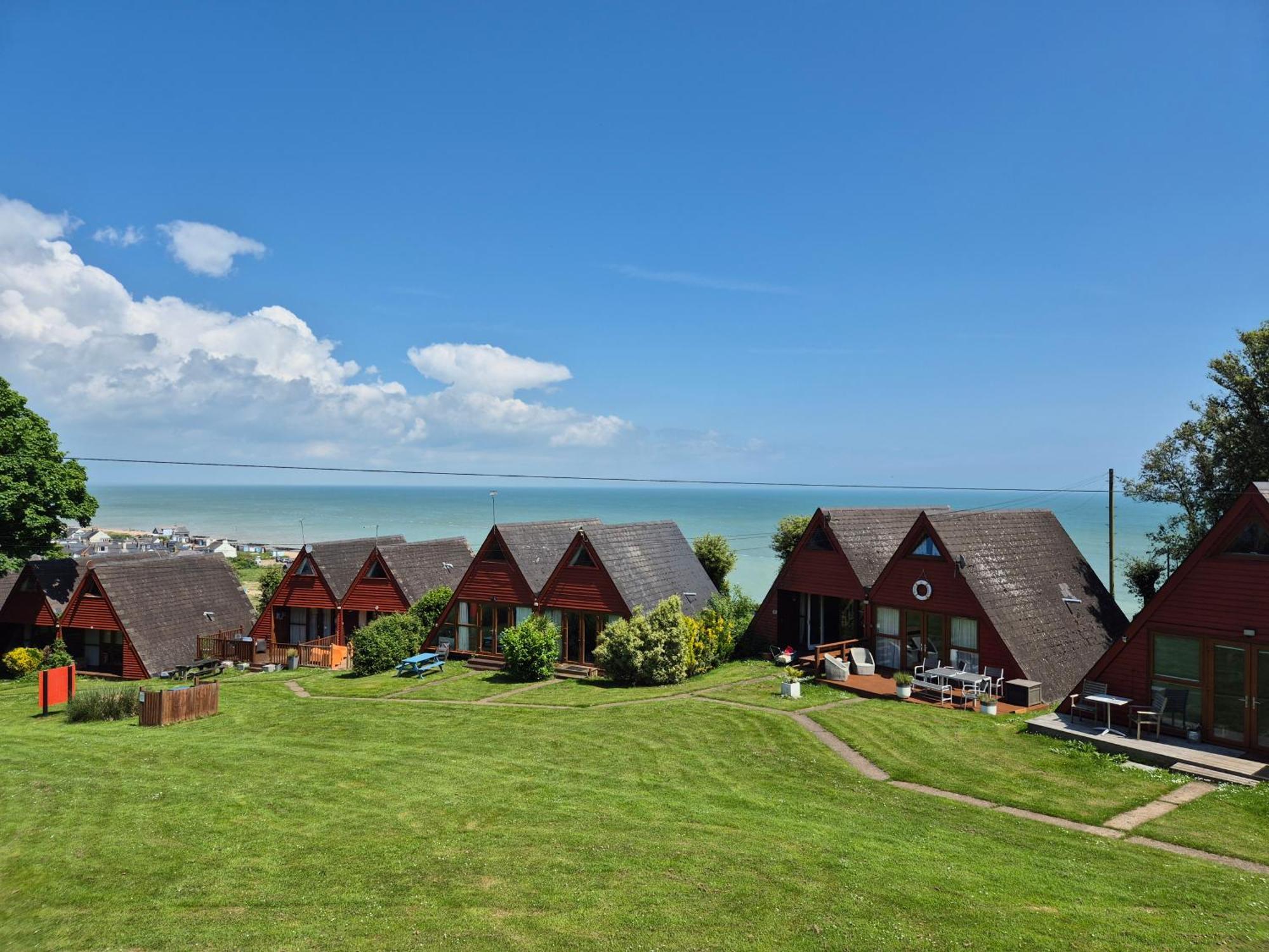 Willa Wow! Amazing Sea Views At Coastal Chalet In Kingsdown Park With Pool No 40 Zewnętrze zdjęcie